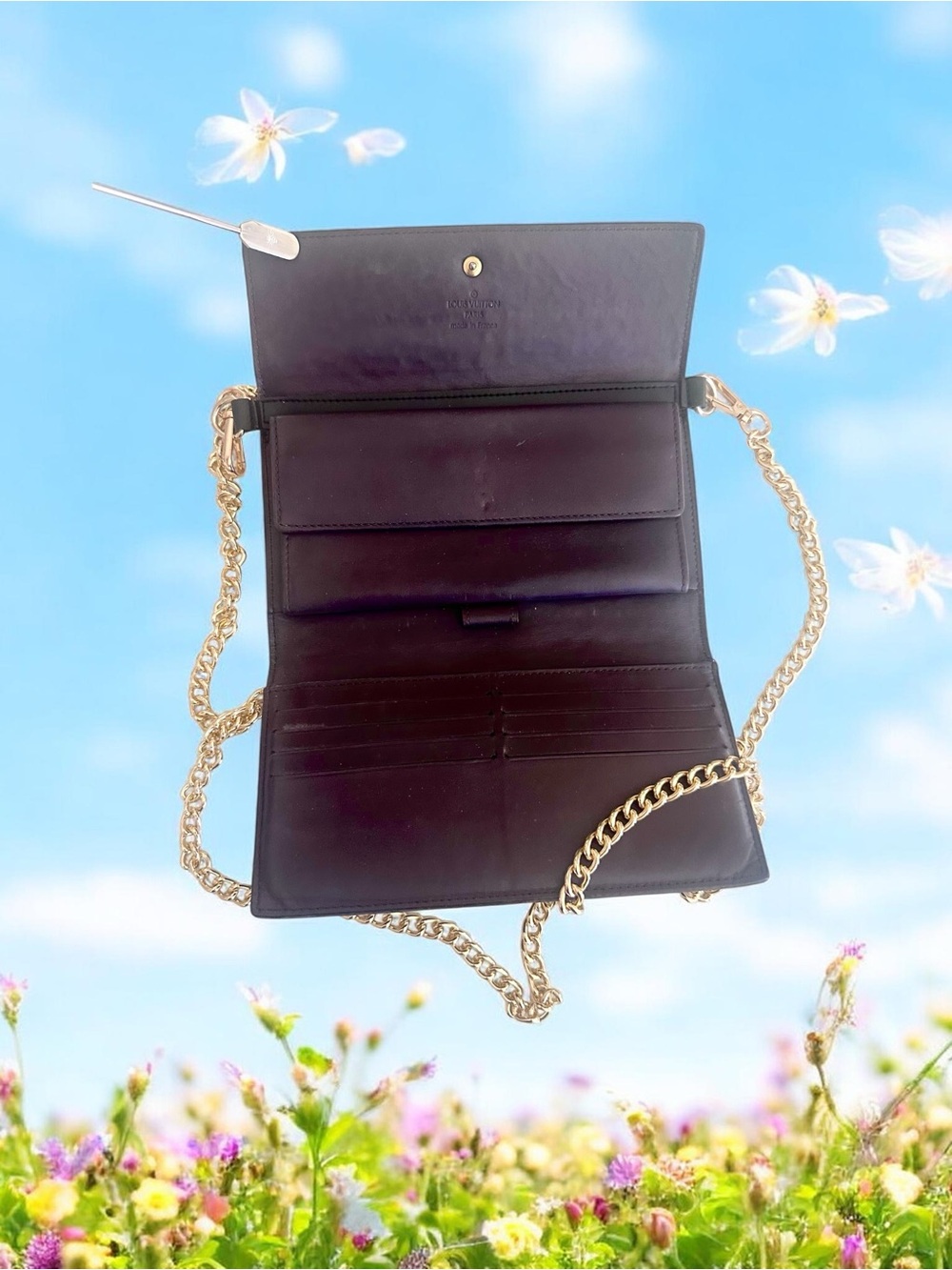Louis Vuitton Vernis Sarah Wallet - Picture 6 of 8